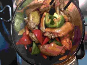 翻炒均匀入味，即可出锅！