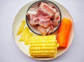 准备好所有食材。