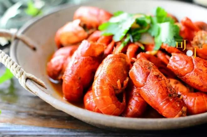 麻辣小龙虾