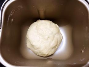 面包机启动揉面30分钟，不用揉出膜面团含水量少出不了膜的