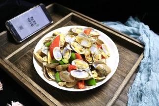 颗颗都有肉的花甲，好吃的根本停不下来！