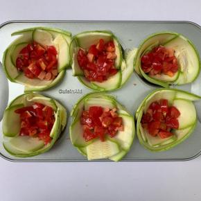 6、加入小番茄丁。