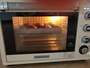 14、烤箱中层180度，18分钟。