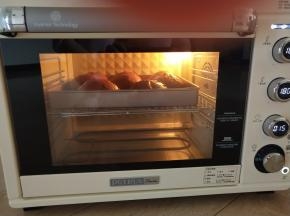 14、烤箱中层180度，18分钟。