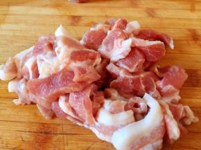 猪梅花肉切薄片