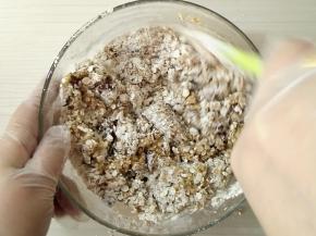 混合，可以放置半小时，让燕麦吸收更多的水分。