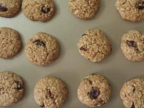 出炉放置冷却。