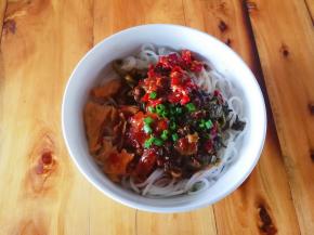 提前做好凉拌米粉