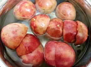 放入清水里漂洗干净