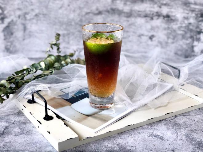 柠檬咖啡气泡水