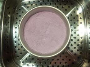 放入蒸锅，大火烧开转中火蒸30分钟左右即可关火，不要着急打开，继续焖10分钟