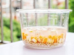 加入食材1.2倍的水。