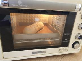 12、烤箱中下层，190度，烘烤25分钟即可。