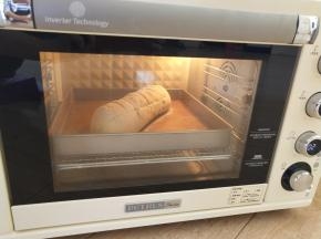 12、烤箱中下层，190度，烘烤25分钟即可。