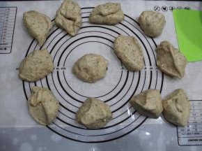 均匀分成12份。