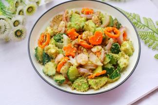 营养均衡，荤素搭配，口感和层次丰富。