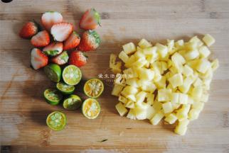 水果切片切粒。