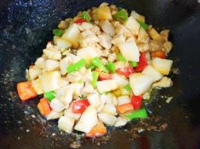 翻匀即可出锅。