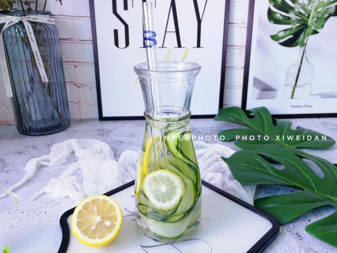 黄瓜柠檬水