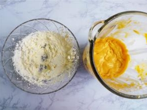 冷藏的淡奶油倒入料理盆中打发8分即可，要求不高。