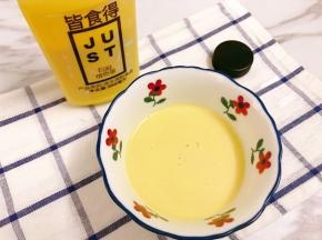 碗里倒出100克植物蛋