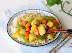 食材简单香味浓，有汤汁更下饭