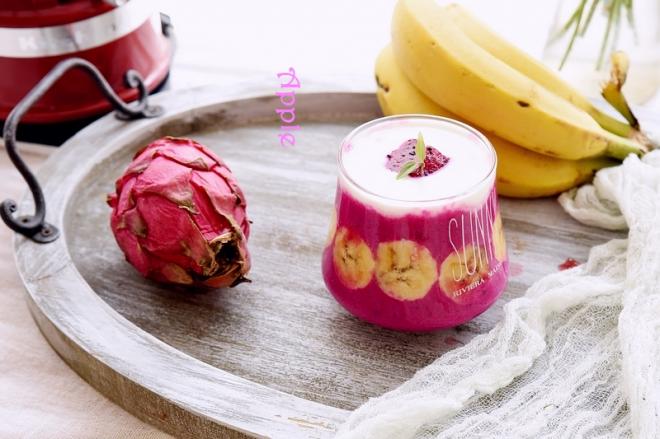 火龙果香蕉思慕雪