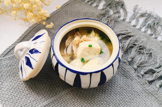 鱼头豆腐汤