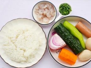 准备好所有食材。