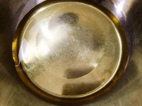 盆里加入玉米油