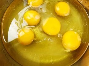 打入鸡蛋