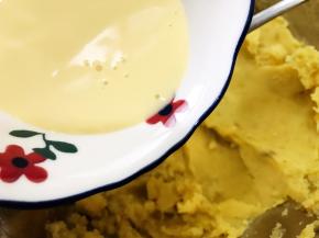 加入植物蛋，没有就用鸡蛋代替