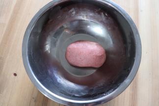 刮刀切拌成油酥