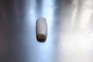 取出一个，压扁