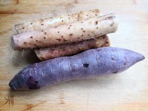 1.	先将所需要的食材紫薯和山药清洗干净，