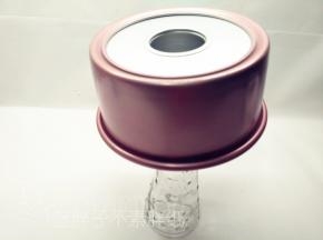 出炉后震两下，倒扣放凉。