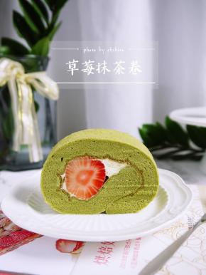 超好吃的抹茶卷就做好啦，胖胖的很可爱。