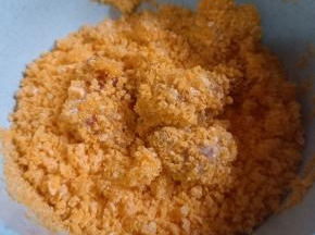 再裹满面包糠。