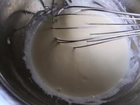 搅拌至充分融合顺滑，即可关火