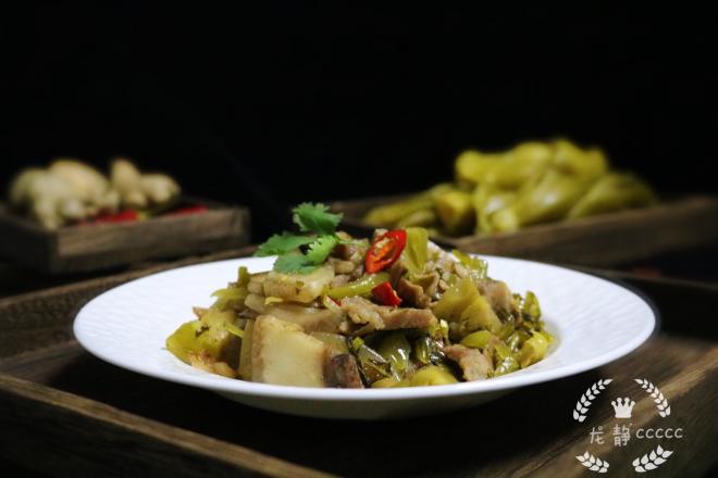 超级下饭菜——猪肉焖酸菜