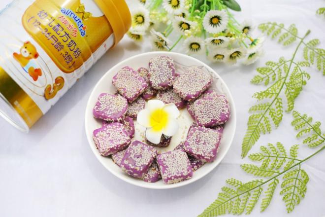 奶香紫薯芝麻方饼