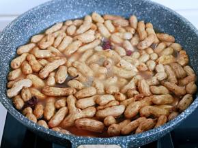 大火烧开，转中小火煮10分左右。