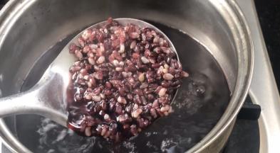 双米煮至开花状态时