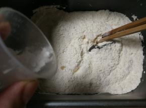 放入小苏打
