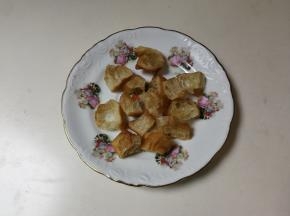 油条切成小块