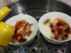 淋入半勺生抽