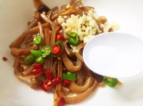 放盐搅拌均匀