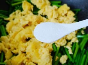 加一点点细盐。