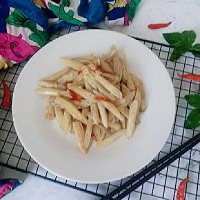 装盘啦！酸酸脆脆又辣辣的，特别的开胃