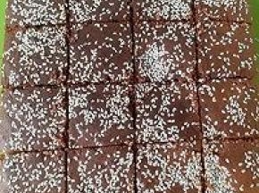 等完全凉透后再切块，密封保存